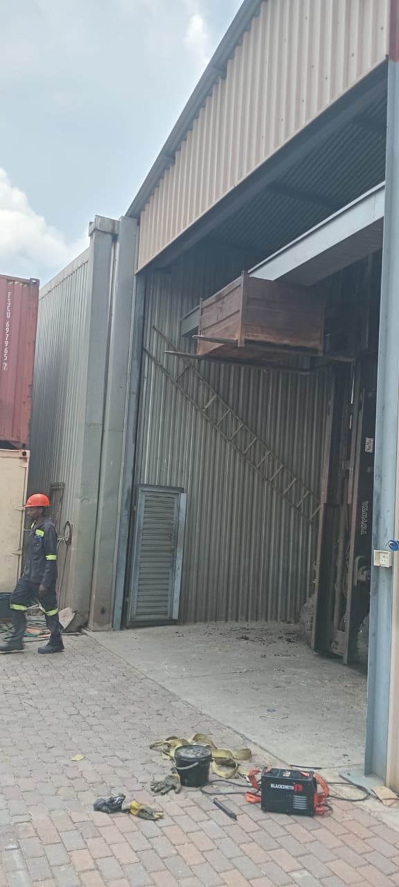 emergency industrial roller shutter repairs in Heidelberg, East Rand