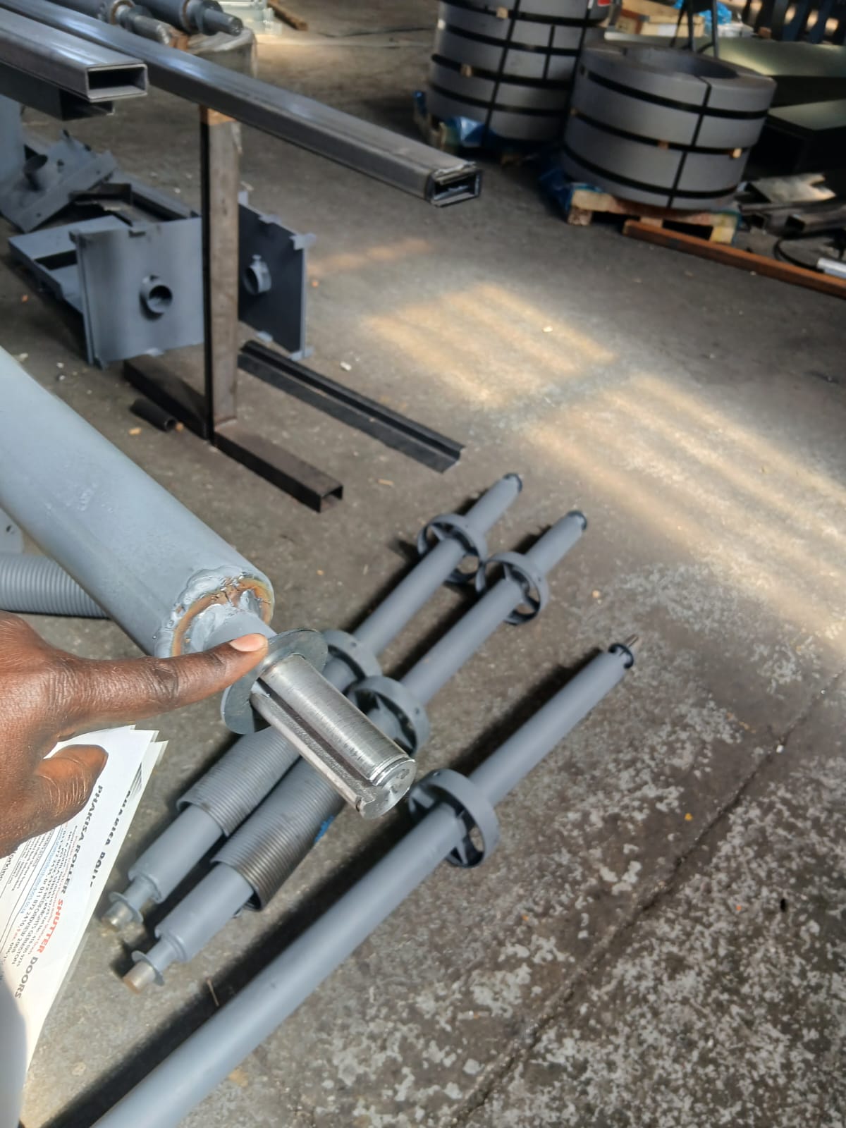 roller-door-shaft-manufacturing